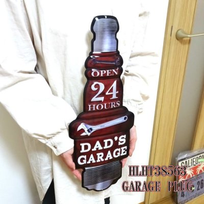 画像5: アメリカン ブリキ看板 エンボス加工 GARAGE PLUG 車 ガレージ プレート 壁飾り ビンテージ 雑貨 大きいインテリア 可愛い サーファー カフェ かわいい 店舗