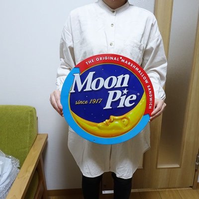 画像4: ブリキ看板 Moonpie Disc アンティーク ムーンパイ ガレージ プレート 可愛い 壁飾り 丸形 正規ライセンス品 アメリカン 雑貨 インテリア おしゃれ サーファー かわいい カフェ 店舗