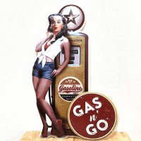 ブリキ看板 ビンテージ セクシー GAS & GO 女性 ガソリンスタンド アンティーク おしゃれ アメリカン 壁掛け プレート 壁飾り かわいい 雑貨 大きい 可愛い ガレージ インテリア サーファー カフェ 店舗