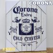 画像1: 木製看板 コロナ ウッデンサインボード CORONA EXTRA PLANK アンティーク ガレージ 目立つ プレート 壁飾り 正規ライセンス品 ビール アメリカン 雑貨 可愛い インテリア おしゃれ 可愛い サーファー カフェ 店舗 (1)