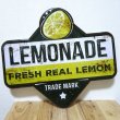 画像1: ブリキ看板 可愛い ビンテージ レモン LEMONADE レモネード サーフィン アンティーク サーファー ガレージ プレート 壁飾り アメリカン 雑貨 インテリア おしゃれ かわいい カフェ 店舗 (1)